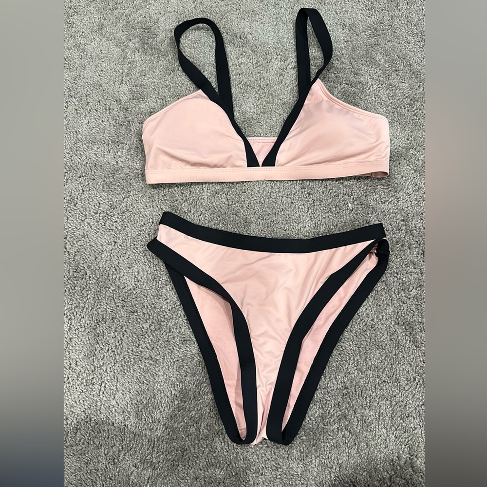 High leg bikini